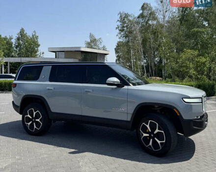 Синий Rivian R1S, объемом двигателя 0 л и пробегом 22 тыс. км за 51500 $, фото 24 на Automoto.ua