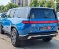 Синий Rivian R1S, объемом двигателя 0 л и пробегом 10 тыс. км за 55990 $, фото 7 на Automoto.ua