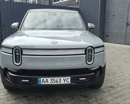 Синій Rivian R1S, об'ємом двигуна 0 л та пробігом 18 тис. км за 58900 $, фото 6 на Automoto.ua