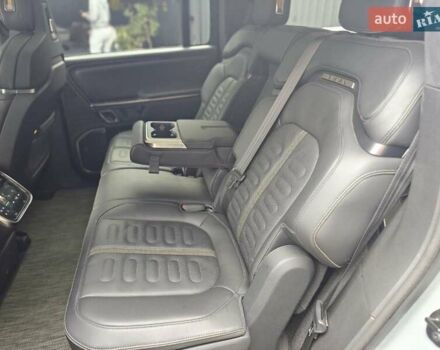 Синій Rivian R1S, об'ємом двигуна 0 л та пробігом 18 тис. км за 58900 $, фото 25 на Automoto.ua