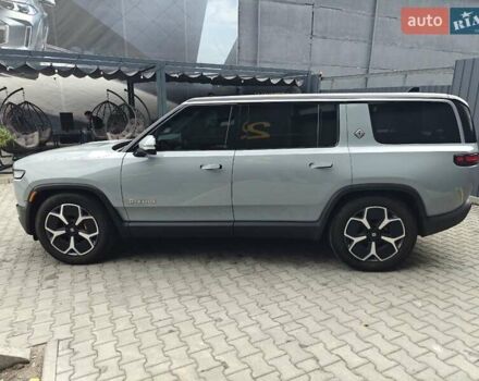 Синій Rivian R1S, об'ємом двигуна 0 л та пробігом 18 тис. км за 58900 $, фото 4 на Automoto.ua