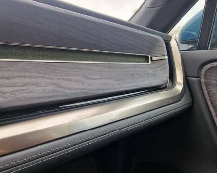 Синий Rivian R1S, объемом двигателя 0 л и пробегом 47 тыс. км за 55300 $, фото 3 на Automoto.ua