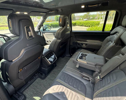 Синий Rivian R1S, объемом двигателя 0 л и пробегом 22 тыс. км за 51500 $, фото 13 на Automoto.ua