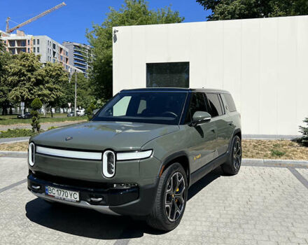 Зеленый Rivian R1S, объемом двигателя 0 л и пробегом 33 тыс. км за 47400 $, фото 3 на Automoto.ua