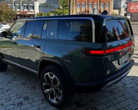 Зелений Rivian R1S, об'ємом двигуна 0 л та пробігом 33 тис. км за 48500 $, фото 4 на Automoto.ua