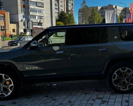 Зелений Rivian R1S, об'ємом двигуна 0 л та пробігом 33 тис. км за 48500 $, фото 3 на Automoto.ua