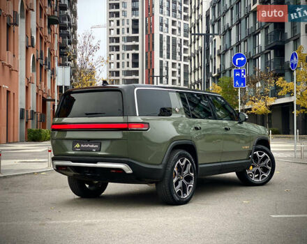Зеленый Rivian R1S, объемом двигателя 0 л и пробегом 34 тыс. км за 46990 $, фото 5 на Automoto.ua