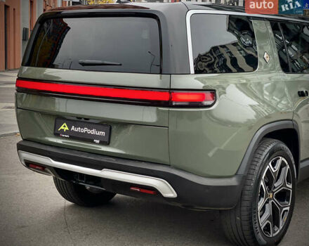 Зеленый Rivian R1S, объемом двигателя 0 л и пробегом 34 тыс. км за 46990 $, фото 7 на Automoto.ua