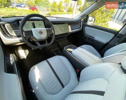 Зелений Rivian R1S, об'ємом двигуна 0 л та пробігом 2 тис. км за 28400 $, фото 14 на Automoto.ua