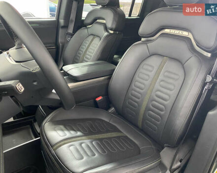 Зелений Rivian R1S, об'ємом двигуна 0 л та пробігом 26 тис. км за 49950 $, фото 7 на Automoto.ua