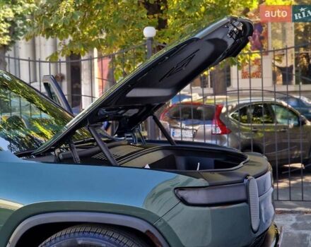 Зеленый Rivian R1S, объемом двигателя 0 л и пробегом 34 тыс. км за 79990 $, фото 50 на Automoto.ua