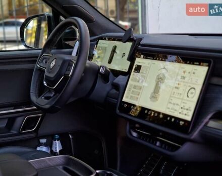 Зелений Rivian R1S, об'ємом двигуна 0 л та пробігом 34 тис. км за 79990 $, фото 65 на Automoto.ua