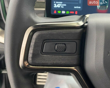 Зелений Rivian R1S, об'ємом двигуна 0 л та пробігом 26 тис. км за 49950 $, фото 14 на Automoto.ua