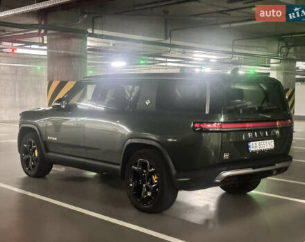 Зеленый Rivian R1S, объемом двигателя 0 л и пробегом 5 тыс. км за 49999 $, фото 4 на Automoto.ua