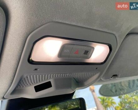 Зелений Rivian R1S, об'ємом двигуна 0 л та пробігом 2 тис. км за 28400 $, фото 9 на Automoto.ua