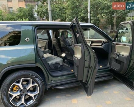 Зеленый Rivian R1S, объемом двигателя 0 л и пробегом 17 тыс. км за 50000 $, фото 15 на Automoto.ua