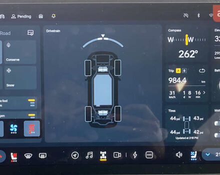 Зелений Rivian R1S, об'ємом двигуна 0 л та пробігом 26 тис. км за 49950 $, фото 27 на Automoto.ua