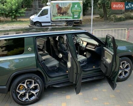 Зеленый Rivian R1S, объемом двигателя 0 л и пробегом 17 тыс. км за 50000 $, фото 14 на Automoto.ua