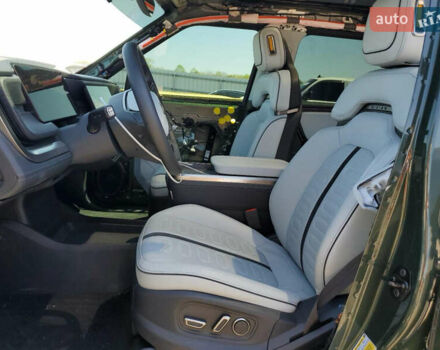 Зеленый Rivian R1S, объемом двигателя 0 л и пробегом 22 тыс. км за 23900 $, фото 7 на Automoto.ua