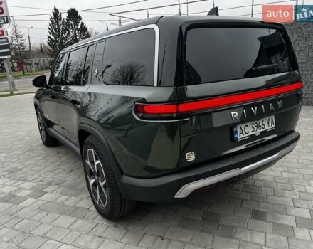 Зелений Rivian R1S, об'ємом двигуна 0 л та пробігом 35 тис. км за 54500 $, фото 3 на Automoto.ua