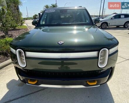 Зелений Rivian R1S, об'ємом двигуна 0 л та пробігом 2 тис. км за 28400 $, фото 1 на Automoto.ua