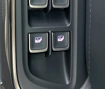 Зелений Rivian R1S, об'ємом двигуна 0 л та пробігом 26 тис. км за 49950 $, фото 22 на Automoto.ua