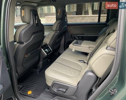 Зеленый Rivian R1S, объемом двигателя 0 л и пробегом 17 тыс. км за 50000 $, фото 45 на Automoto.ua