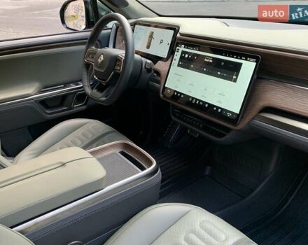 Зеленый Rivian R1S, объемом двигателя 0 л и пробегом 17 тыс. км за 50000 $, фото 26 на Automoto.ua