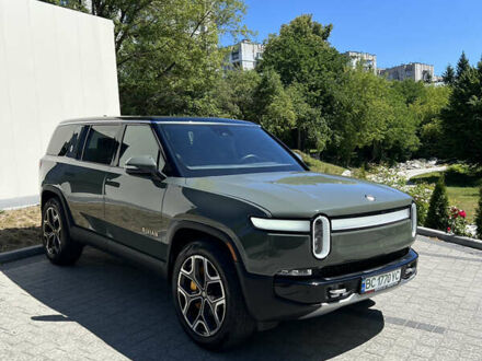 Rivian R1S 2022 в Львове на Automoto.ua Зеленый Rivian R1S, объемом двигателя 0 л и пробегом 33 тыс. км за 47400 $, фото 1 на Automoto.ua
