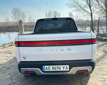 Белый Rivian R1T, объемом двигателя 0 л и пробегом 27 тыс. км за 55000 $, фото 20 на Automoto.ua
