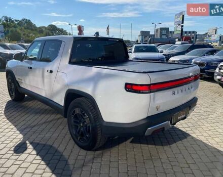 Белый Rivian R1T, объемом двигателя 0 л и пробегом 40 тыс. км за 43900 $, фото 4 на Automoto.ua