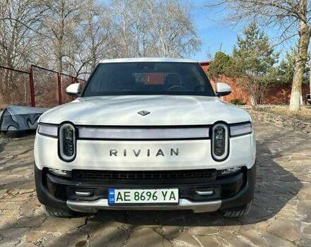 Белый Rivian R1T, объемом двигателя 0 л и пробегом 27 тыс. км за 55000 $, фото 21 на Automoto.ua