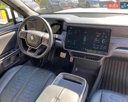 Белый Rivian R1T, объемом двигателя 0 л и пробегом 40 тыс. км за 43900 $, фото 9 на Automoto.ua