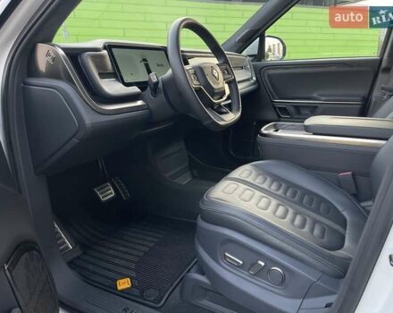Білий Rivian R1T, об'ємом двигуна 0 л та пробігом 10 тис. км за 49500 $, фото 21 на Automoto.ua