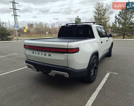 Белый Rivian R1T, объемом двигателя 0 л и пробегом 10 тыс. км за 55900 $, фото 5 на Automoto.ua