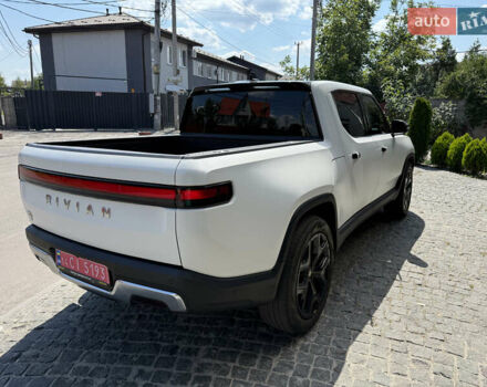 Белый Rivian R1T, объемом двигателя 0 л и пробегом 17 тыс. км за 49900 $, фото 5 на Automoto.ua