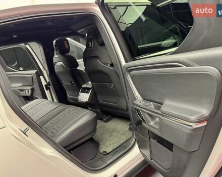Белый Rivian R1T, объемом двигателя 0 л и пробегом 12 тыс. км за 46500 $, фото 53 на Automoto.ua