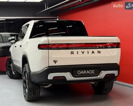 Белый Rivian R1T, объемом двигателя 0 л и пробегом 12 тыс. км за 46500 $, фото 25 на Automoto.ua