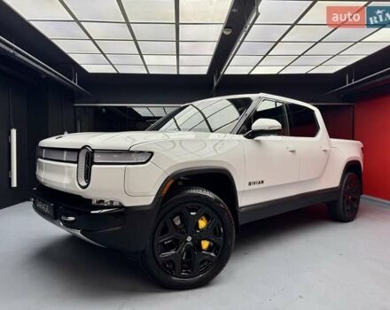 Белый Rivian R1T, объемом двигателя 0 л и пробегом 12 тыс. км за 46500 $, фото 6 на Automoto.ua