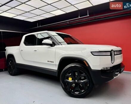 Белый Rivian R1T, объемом двигателя 0 л и пробегом 12 тыс. км за 46500 $, фото 12 на Automoto.ua
