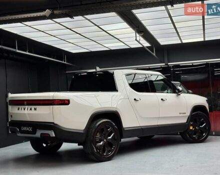 Белый Rivian R1T, объемом двигателя 0 л и пробегом 12 тыс. км за 46500 $, фото 20 на Automoto.ua