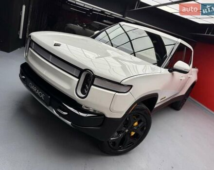 Белый Rivian R1T, объемом двигателя 0 л и пробегом 12 тыс. км за 46500 $, фото 9 на Automoto.ua