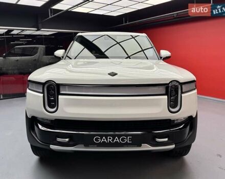 Белый Rivian R1T, объемом двигателя 0 л и пробегом 12 тыс. км за 46500 $, фото 3 на Automoto.ua