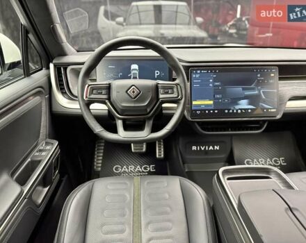 Белый Rivian R1T, объемом двигателя 0 л и пробегом 12 тыс. км за 46500 $, фото 40 на Automoto.ua