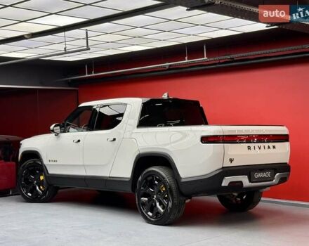 Белый Rivian R1T, объемом двигателя 0 л и пробегом 12 тыс. км за 46500 $, фото 27 на Automoto.ua