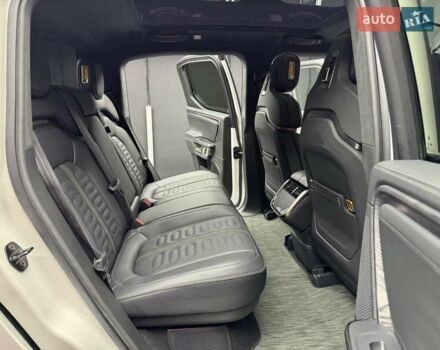Белый Rivian R1T, объемом двигателя 0 л и пробегом 12 тыс. км за 46500 $, фото 55 на Automoto.ua