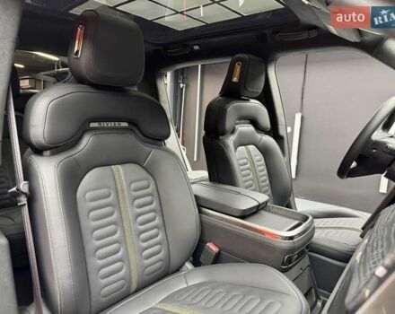 Белый Rivian R1T, объемом двигателя 0 л и пробегом 12 тыс. км за 46500 $, фото 65 на Automoto.ua