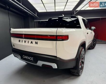Белый Rivian R1T, объемом двигателя 0 л и пробегом 12 тыс. км за 46500 $, фото 17 на Automoto.ua