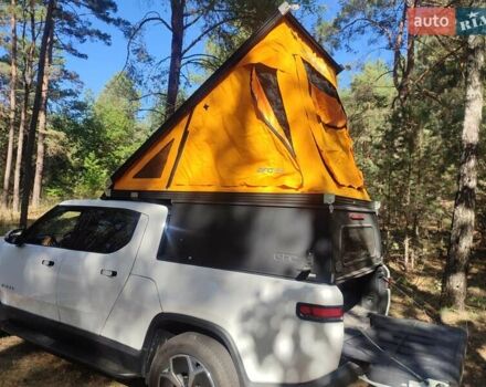 Белый Rivian R1T, объемом двигателя 0 л и пробегом 22 тыс. км за 41000 $, фото 10 на Automoto.ua