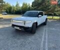 Белый Rivian R1T, объемом двигателя 0 л и пробегом 33 тыс. км за 49200 $, фото 1 на Automoto.ua